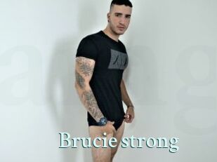 Brucie_strong