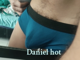 Daniel_hot