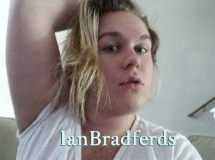 Ian_Bradferds Ambiance Gay