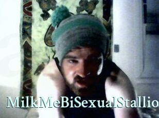 MilkMeBiSexualStallion Ambiance Gay