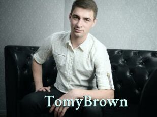 TomyBrown Ambiance Gay