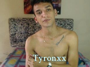 Tyronxx